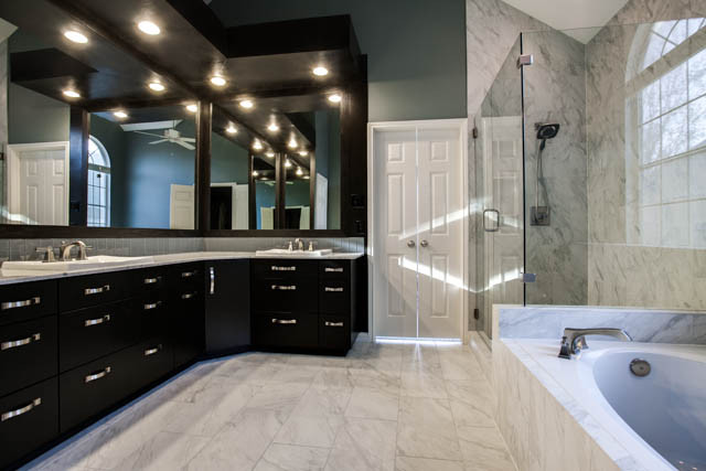 Master Bathroom With Closet
 Master Bath and Closet Design Trends