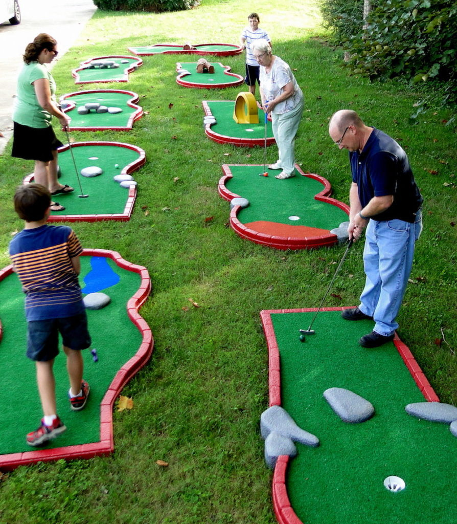 Mini Golf Set For Backyard
 Chattanooga Birthday Party Rentals Holes To Go