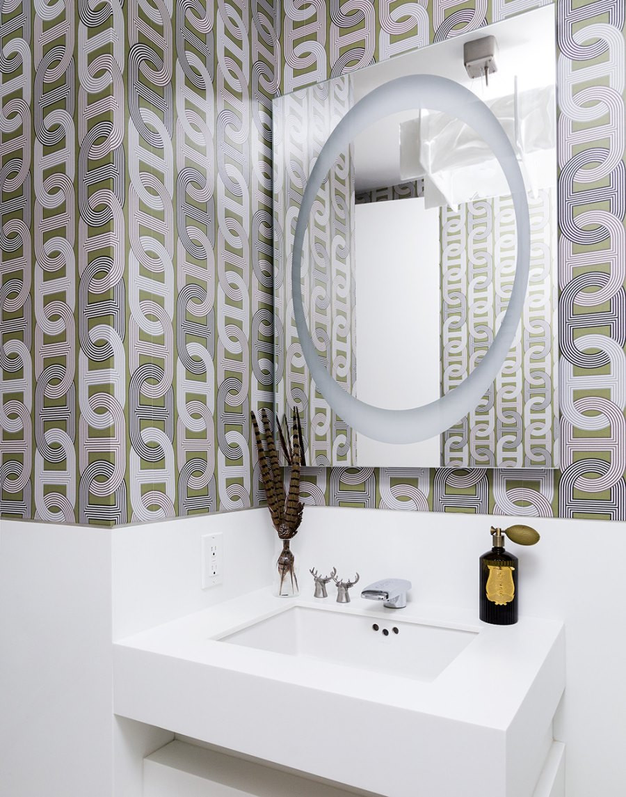Modern Bathroom Wallpaper
 High End Bathroom Accessories with Modern Style