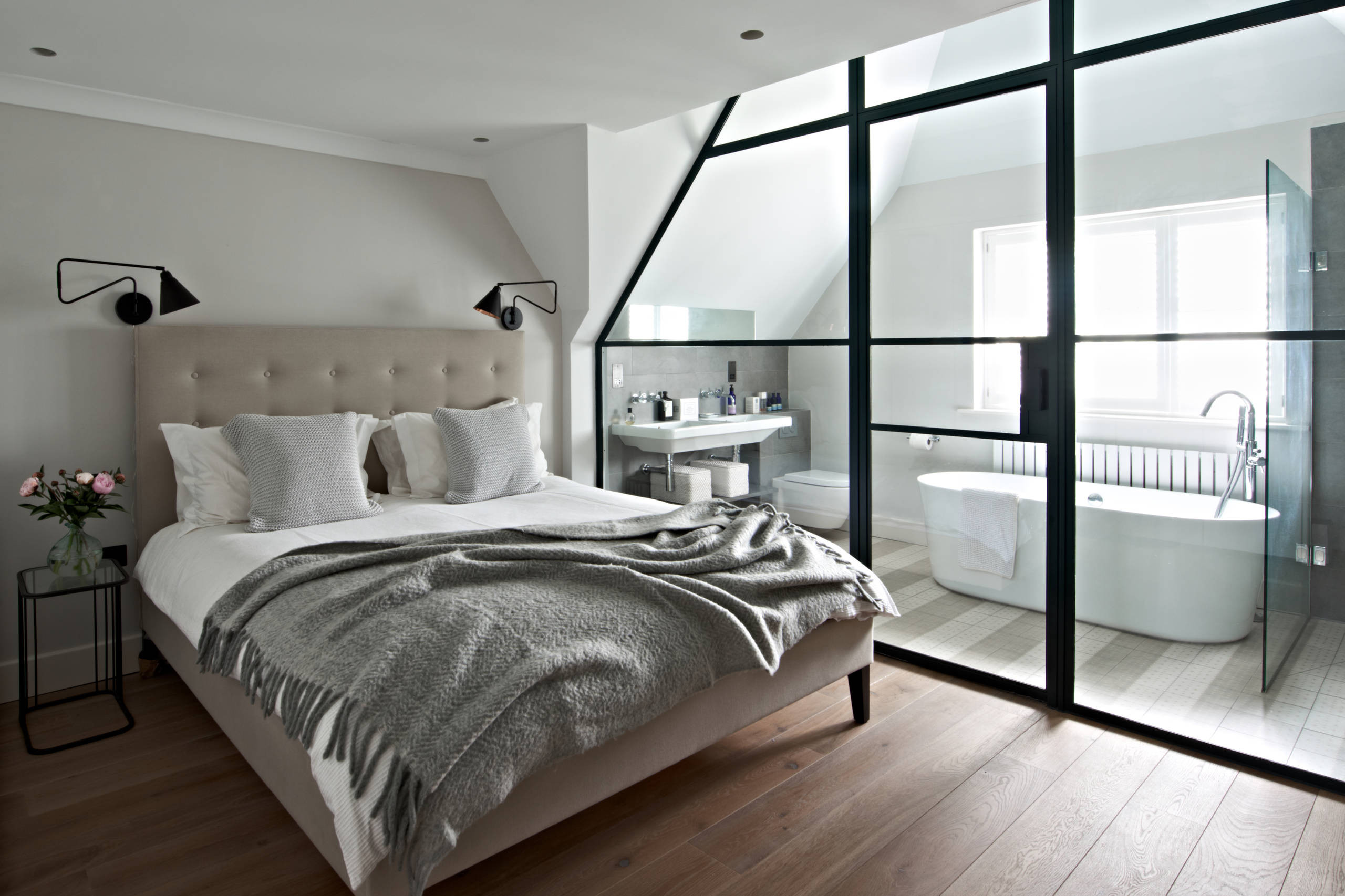 Modern Bedroom Designs
 16 Luxurious Modern Bedroom Designs Flickering With Elegance
