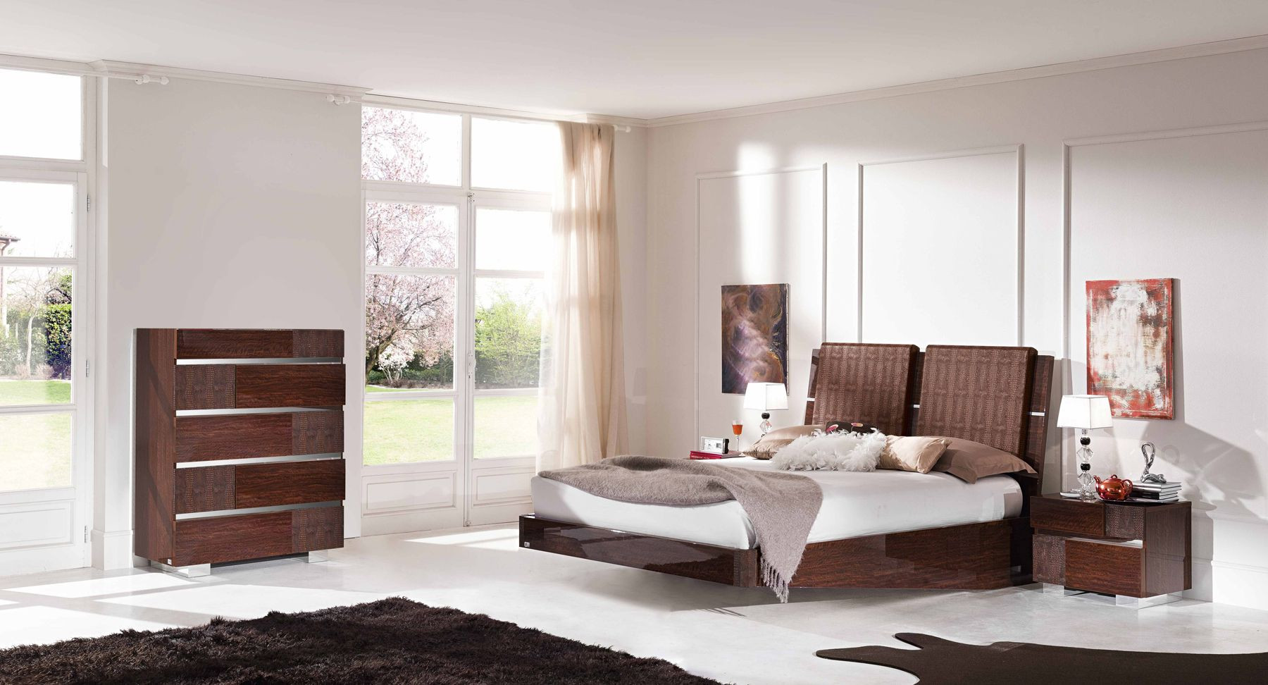 Modern Bedroom Furniture
 Bedroom Design Tips with Modern Bedroom Furniture