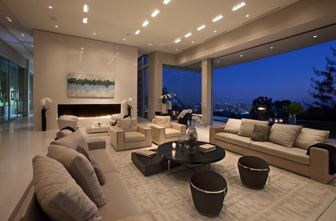 Modern Mansion Living Room
 Modern Home With Lovely City Views Bel Air Los