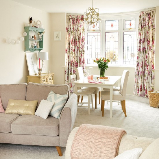 Modern Shabby Chic Living Rooms
 Modern living room with mismatched shabby chic touches