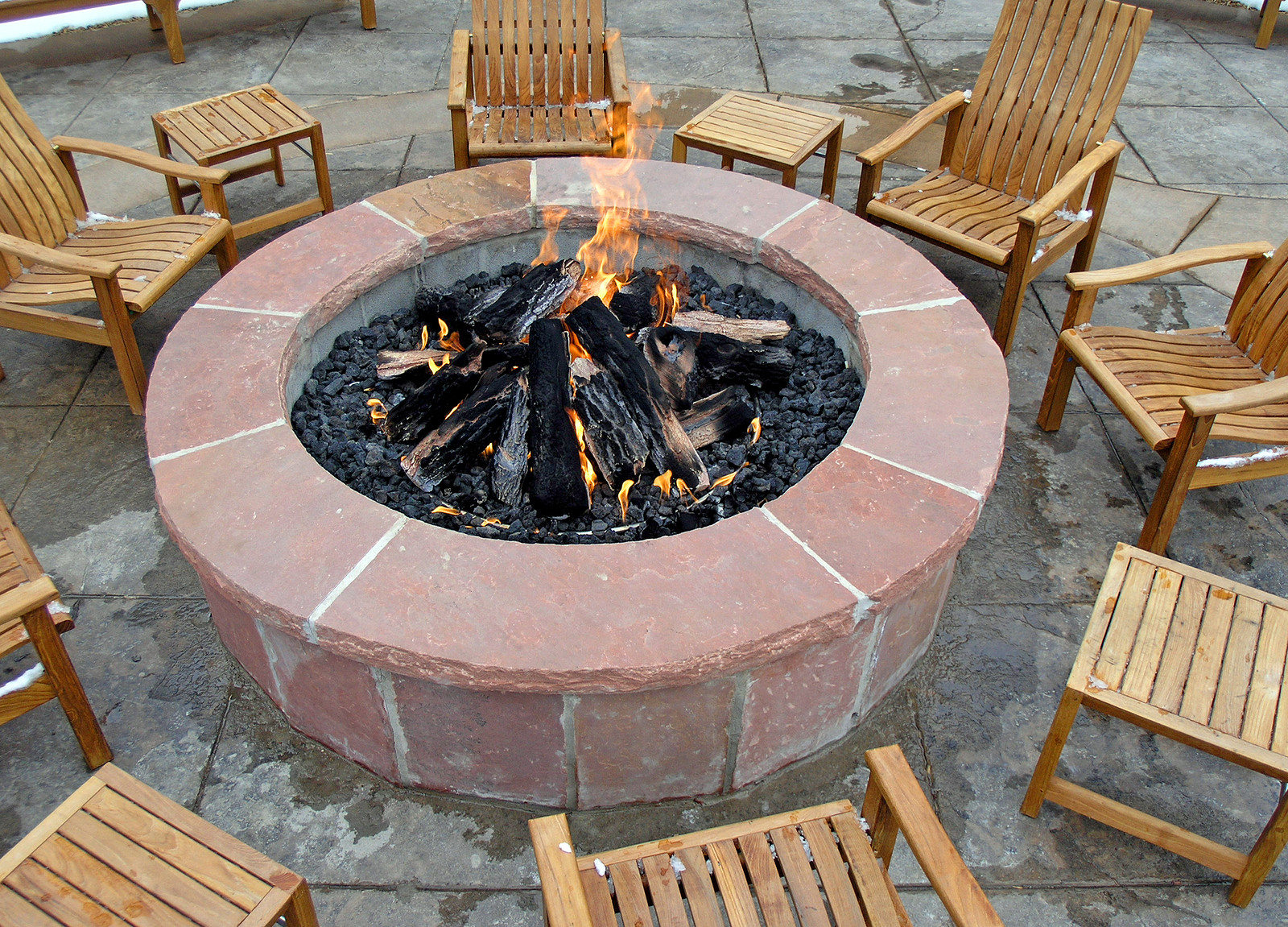 Outdoor Fireplace Or Fire Pit
 Outdoor Fireplaces Firepits and Kitchens
