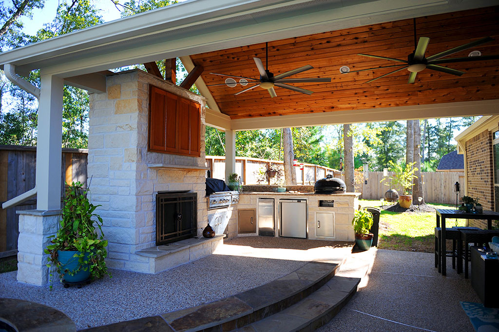Outdoor Kitchen Covered Patio
 s
