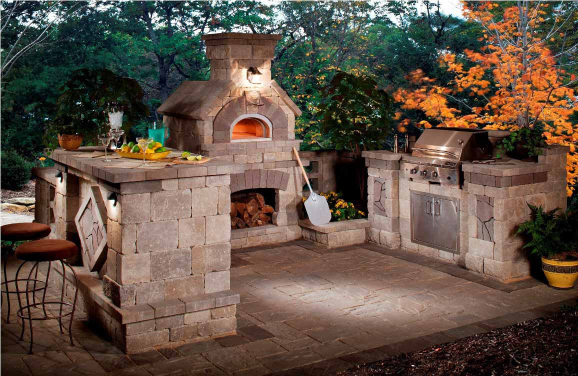 Outdoor Kitchen Designs With Fireplace
 Get These 3 Before Working Outdoor Fireplace Plans