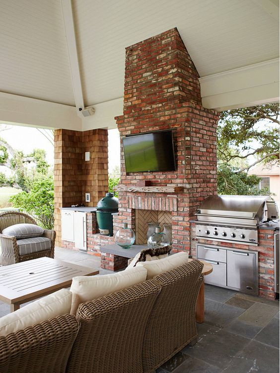 Outdoor Kitchen Fireplace
 40 Beautiful Outdoor Kitchen Designs