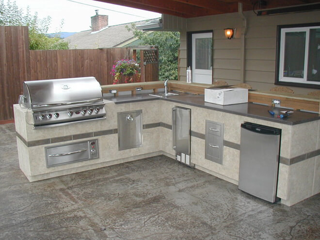 Outdoor Kitchen Prices
 Cost of Outdoor Kitchen Construction Estimates Prices