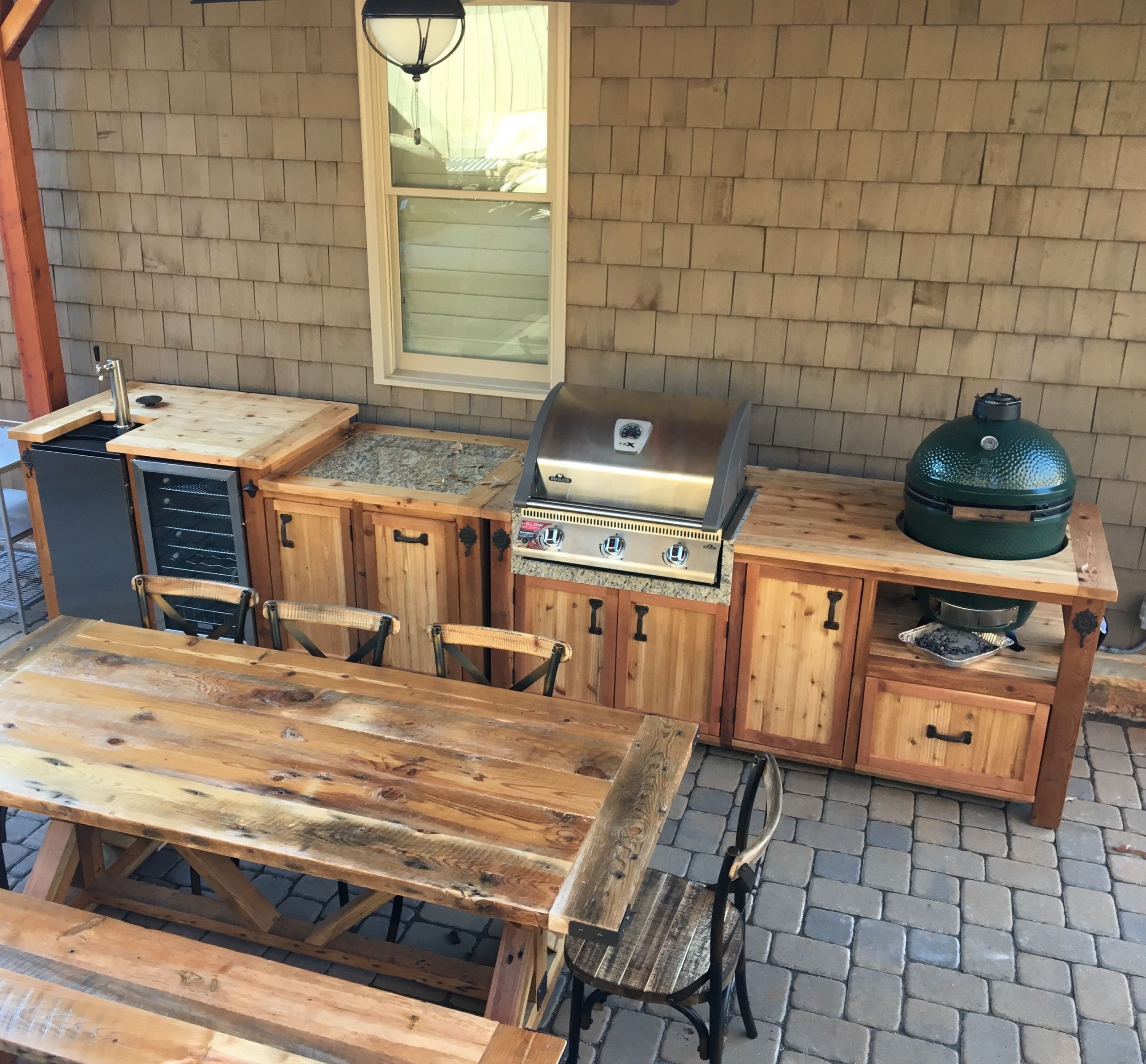Outdoor Kitchen Table
 Grill Cabinets Carts Tables and Islands Archives