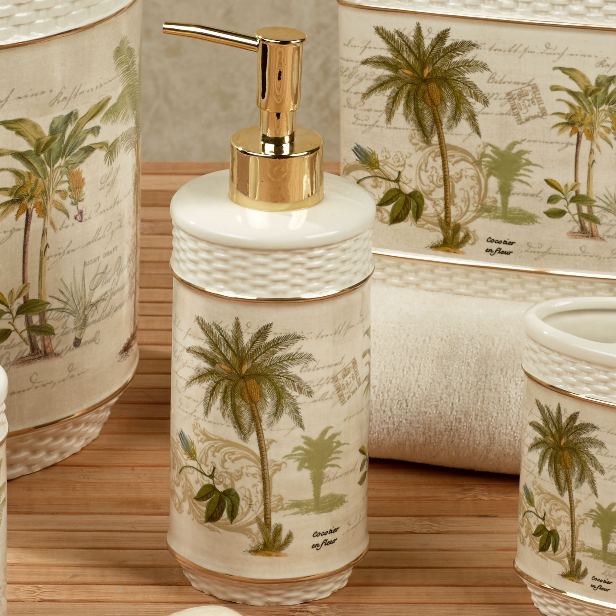 Palm Tree Bathroom Decor
 Colony Palm Tree Tropical Bath Accessories