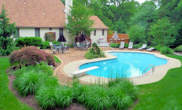 Pool Landscape Design
 15 Pool Landscape Design Ideas