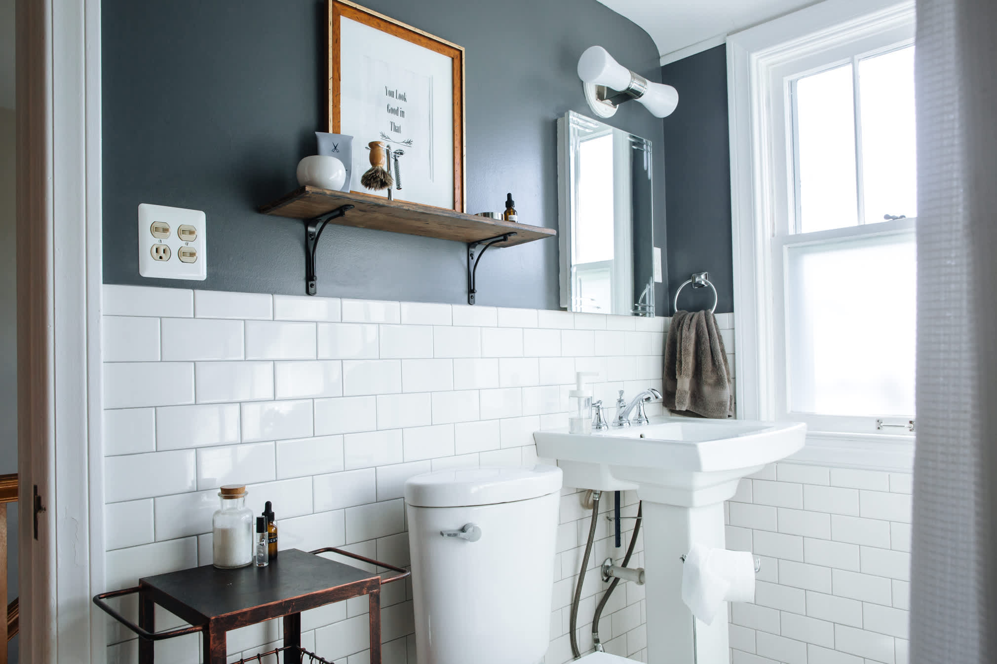 Popular Paint Colors For Bathrooms
 Best Paint Colors for Small Bathrooms