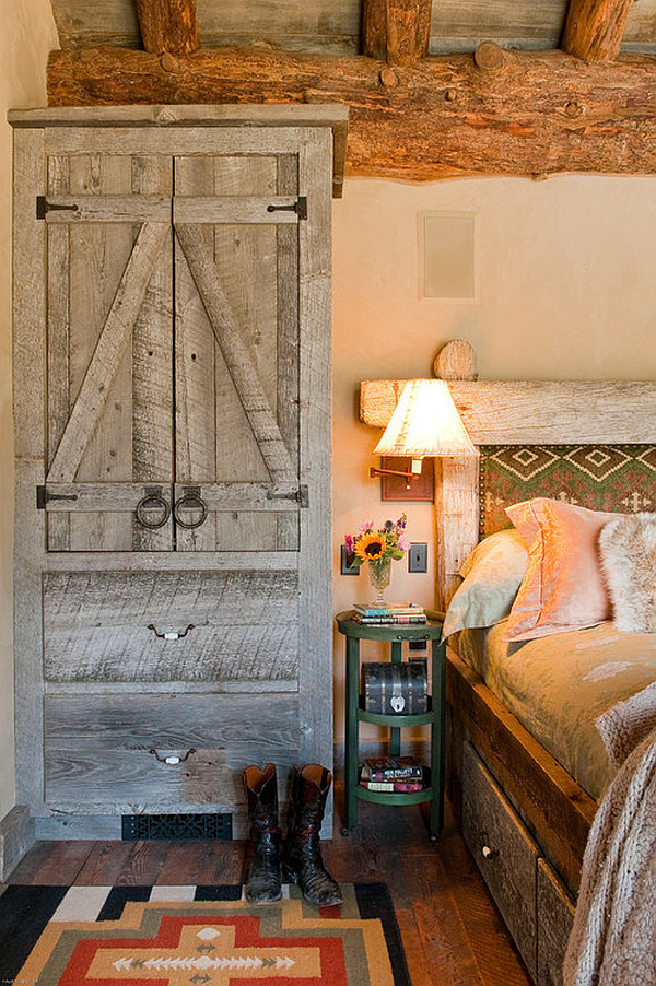 Rustic Bedroom Curtains
 Inspiring Rustic Bedroom Decor Ideas – HomesFeed