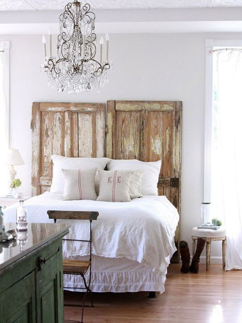Rustic Chic Bedroom
 Fifteen Ideas For Decorating Rustic Chic Rustic Crafts
