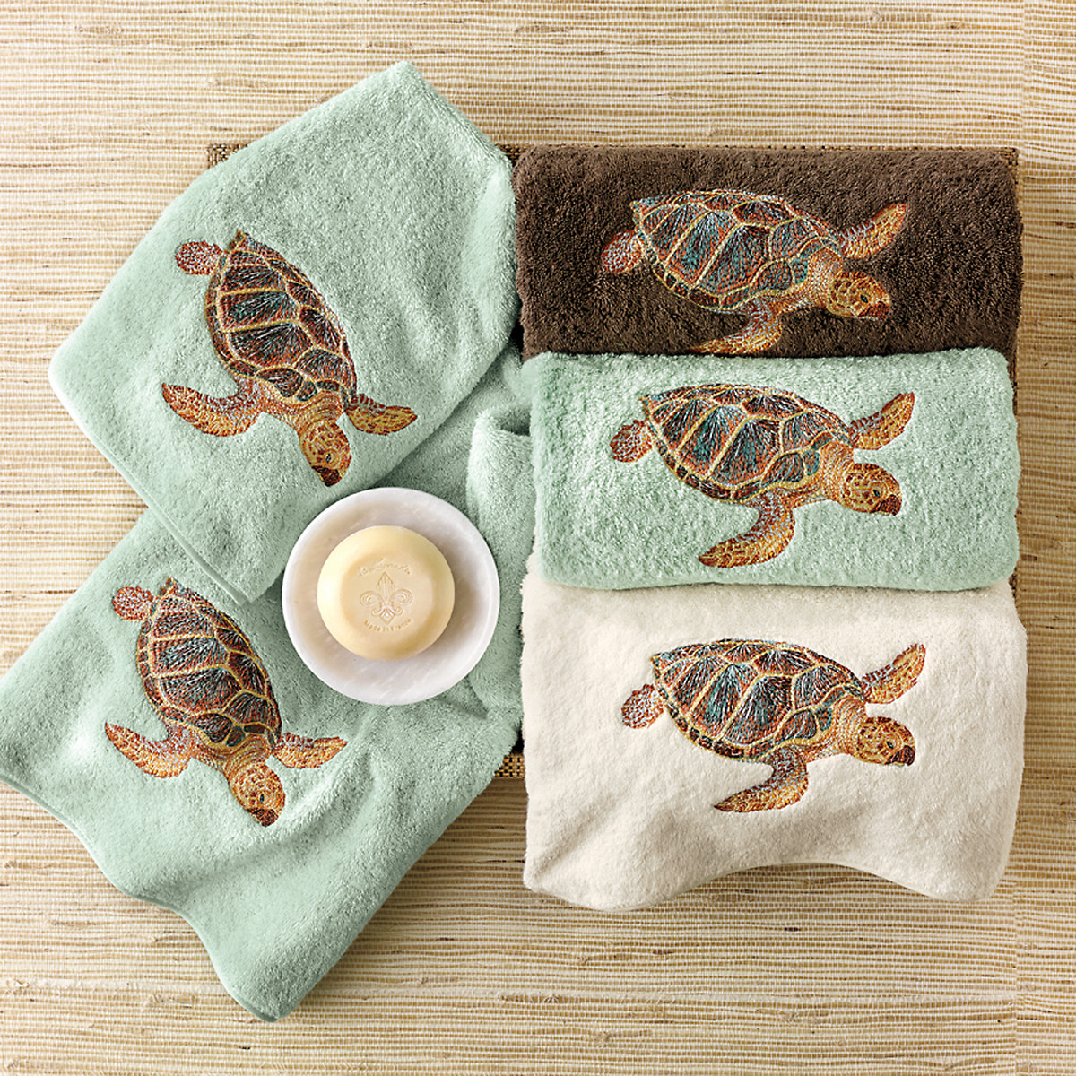 Sea Turtle Bathroom Decor
 Sea Turtle Bath Towels Brown