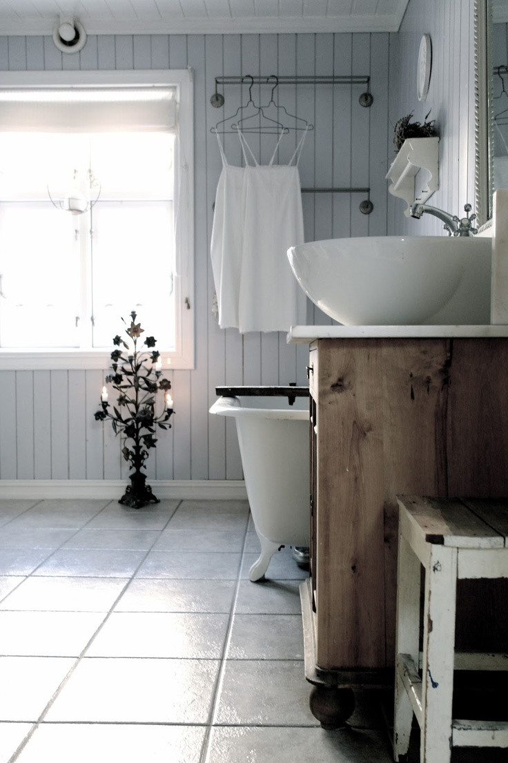 Shabby Chic Bathroom Vanity
 25 Stunning Shabby Chic Bathroom Design Inspiration