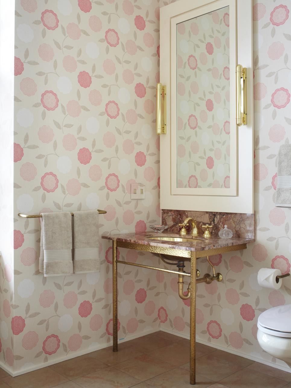 Shabby Chic Bathroom Vanity
 18 Bathrooms for Shabby Chic Design Inspiration