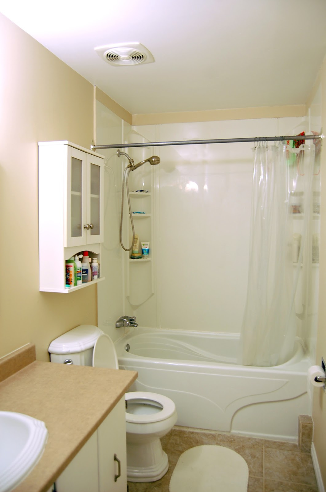 Small Bathroom Shower Ideas
 Small Bathroom Remodel Ideas with Inspiring Quietness
