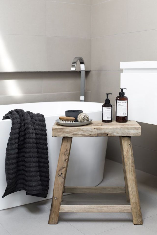 Small Bathroom Stool
 25 Bathroom Bench and Stool Ideas for Serene Seated