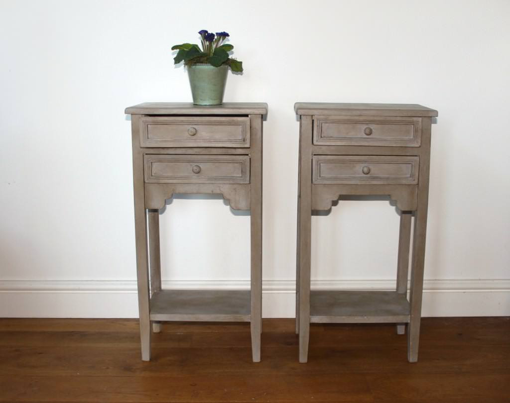 Small Bedroom End Tables
 Building a small bedside table