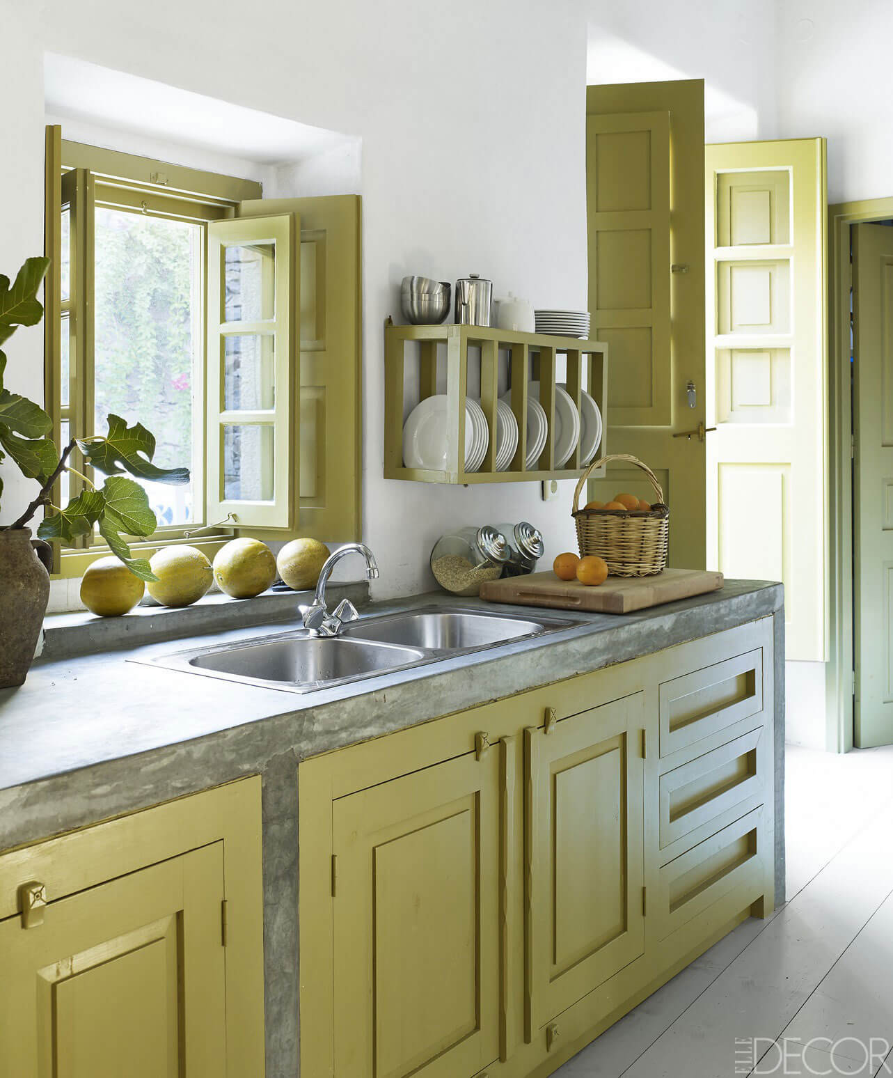Small Kitchen Decorating Ideas
 20 Best Colors For Small Kitchen Design AllstateLogHomes