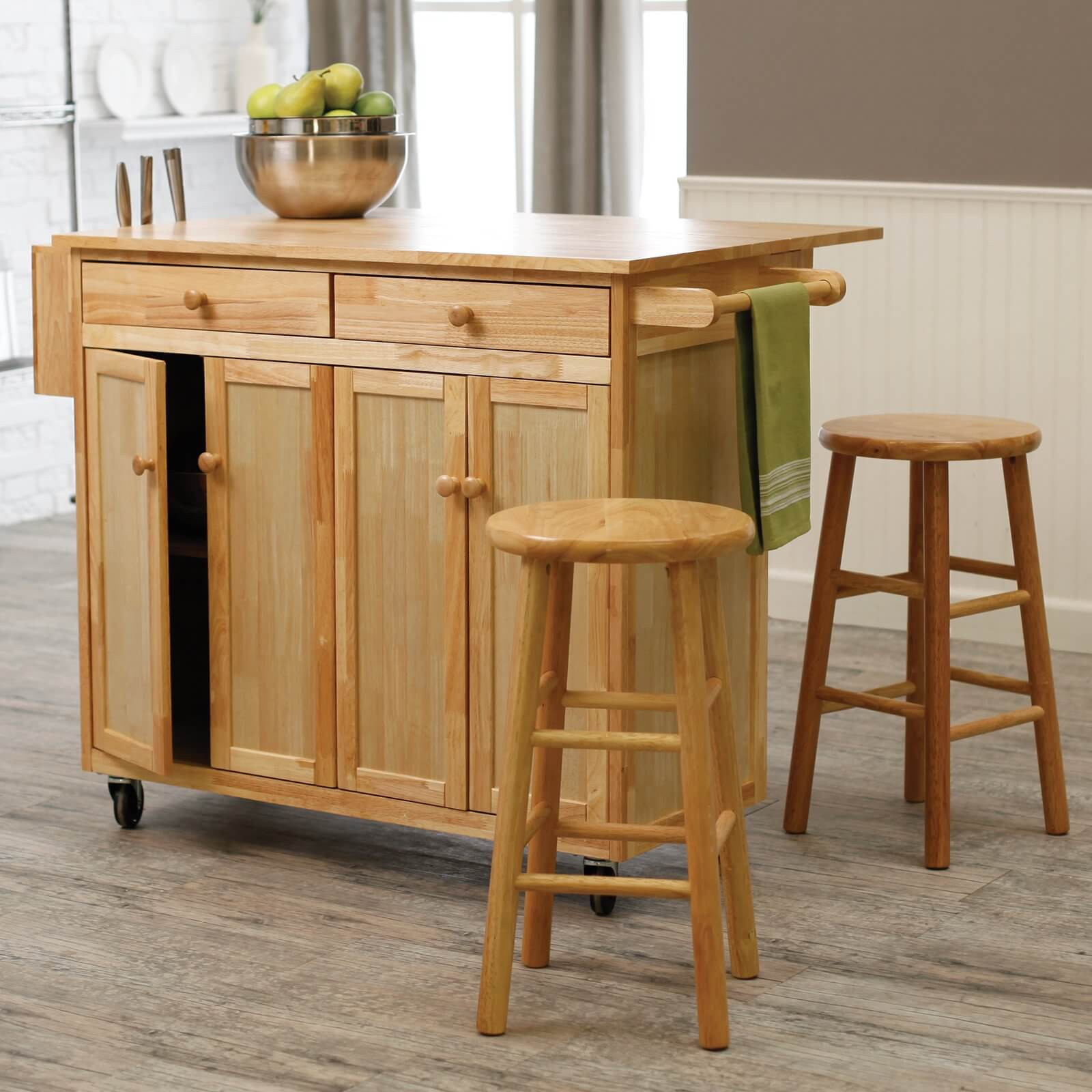 Small Kitchen Island On Wheels
 10 Types of Small Kitchen Islands on Wheels