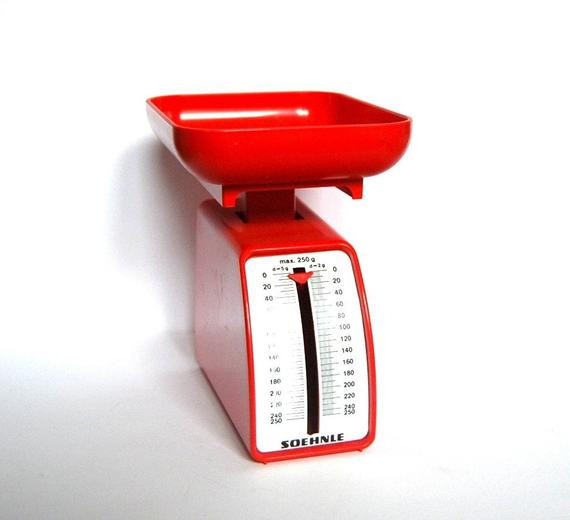 Small Kitchen Scale
 Vintage small red Soehnle kitchen scale Germany