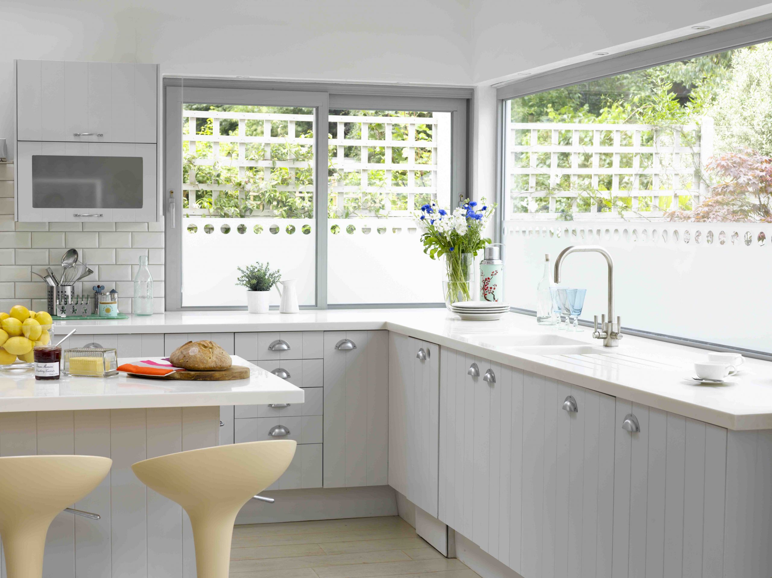 Small Kitchen Windows
 Window Treatments For Kitchen Ideas
