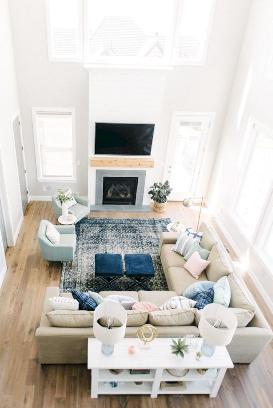 21 Unique Small Living Room Setups - Home Decoration and Inspiration Ideas