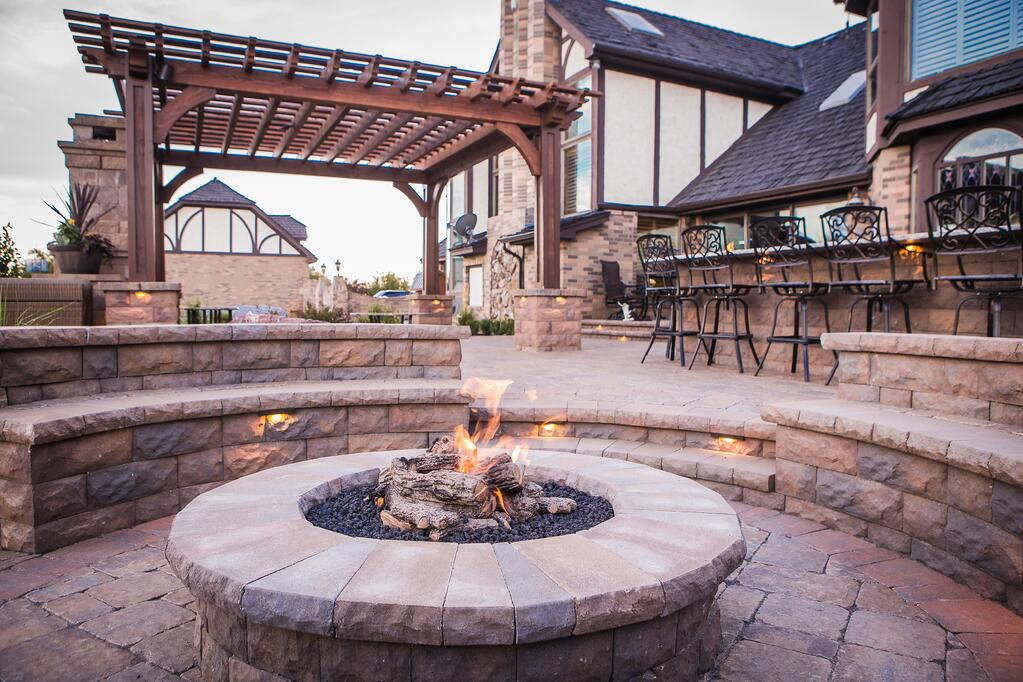Small Patio With Fire Pit
 Backyard Fire Pits The Ultimate Guide to Safe Design