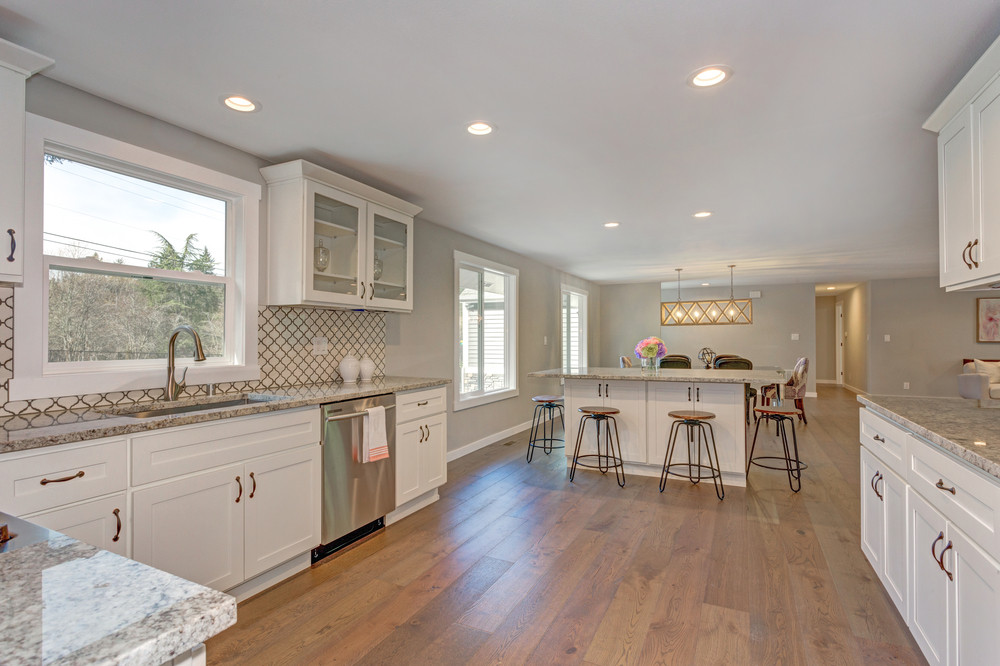 full backsplash height kitchen sink