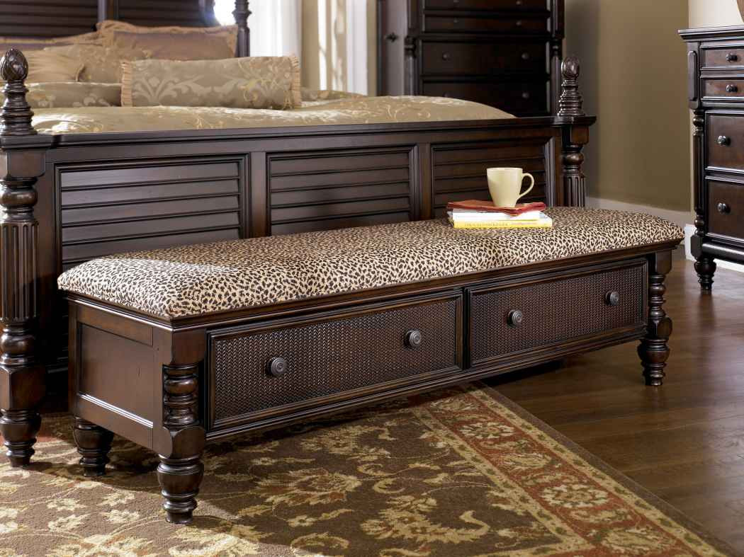 Storage Bedroom Bench
 Bedroom Benches with Storage Ideas – HomesFeed