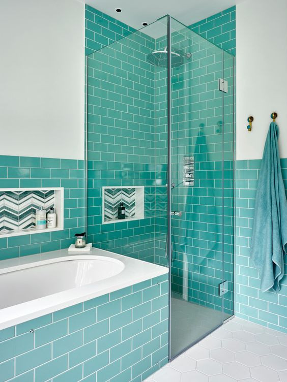Turquoise Bathroom Wall Decor
 25 Gorgeous Turquoise Bathroom Decor Ideas DigsDigs
