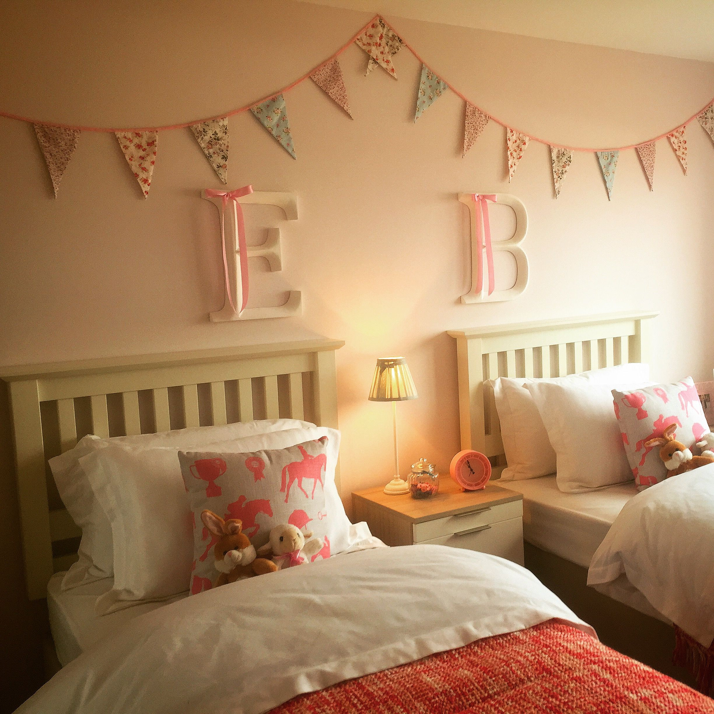 Twin Girl Bedroom Ideas
 The 25 best Twin room ideas on Pinterest