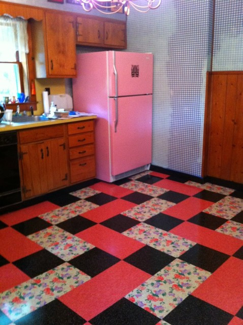 Vintage Kitchen Floor Tile
 Vintage Kitchen Installed Flooring Vinyl Printed Vinyl