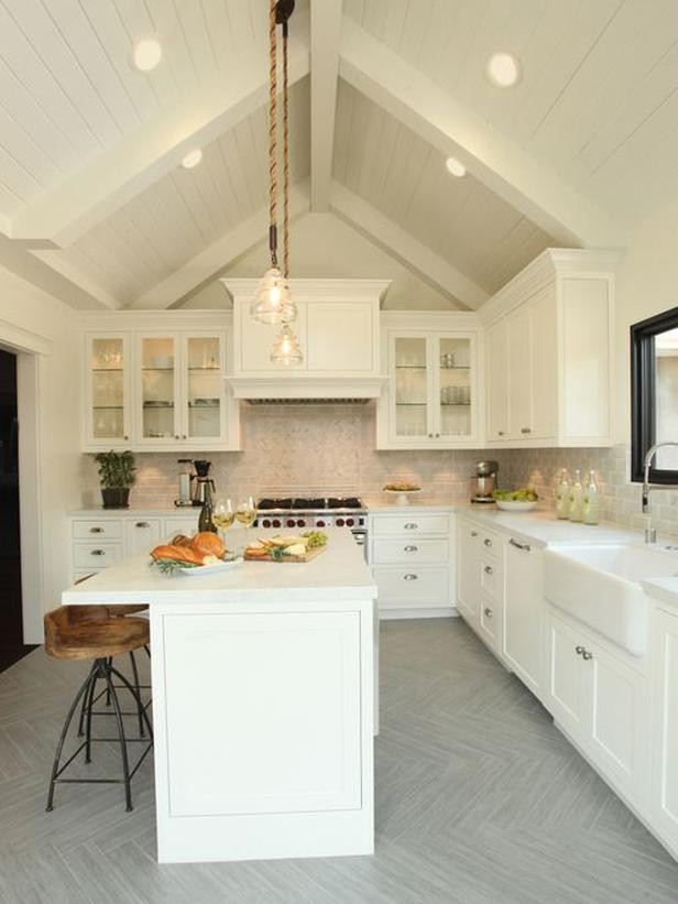 White Cottage Kitchen
 Small Home Kitchen