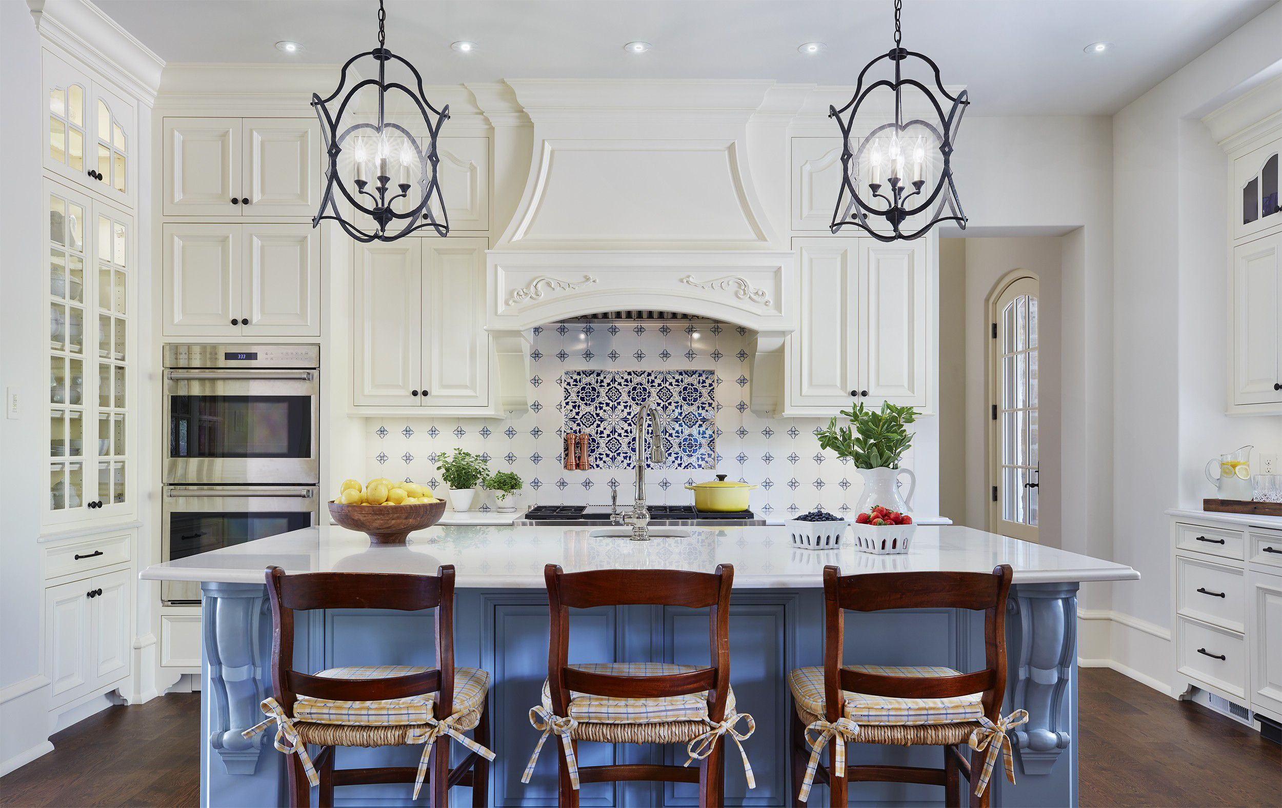 White French Country Kitchen
 11 Modern French Country Kitchen Ideas
