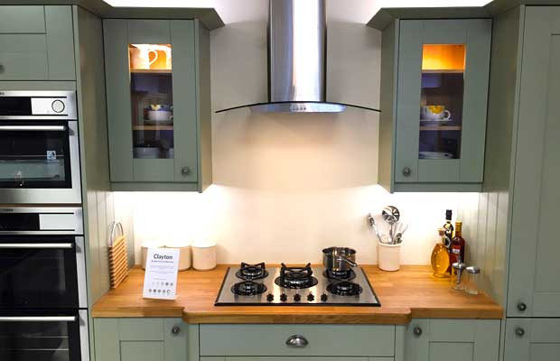 Kitchen Wall Units
 Do your kitchen units have glazed doors available DIY