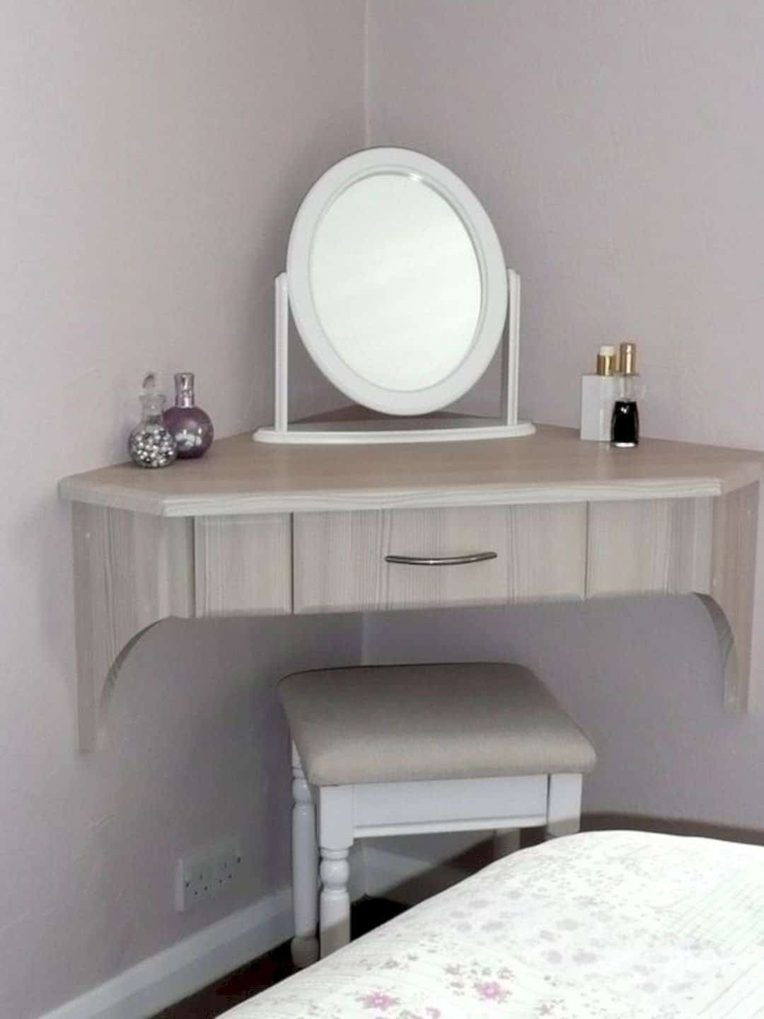 Small Corner Chair For Bedroom
 16 Brilliant Corner Furniture Ideas